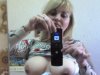 Girl mit Handy vor der Livecam